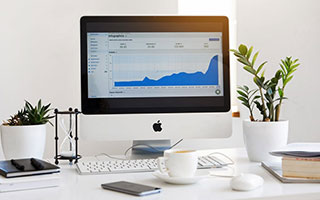 虎扑体育-Rookie妖姬进场被鳄鱼咬住，JiaQi再次团战救主拿下三杀