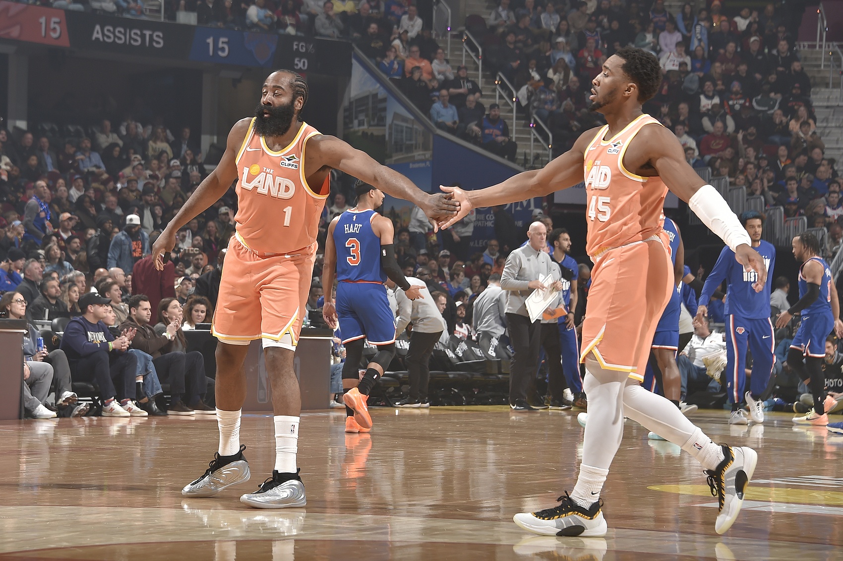 截止日的交易现在进展如何？得到哈登&amp;库明加&amp;肯纳德都赚麻了？