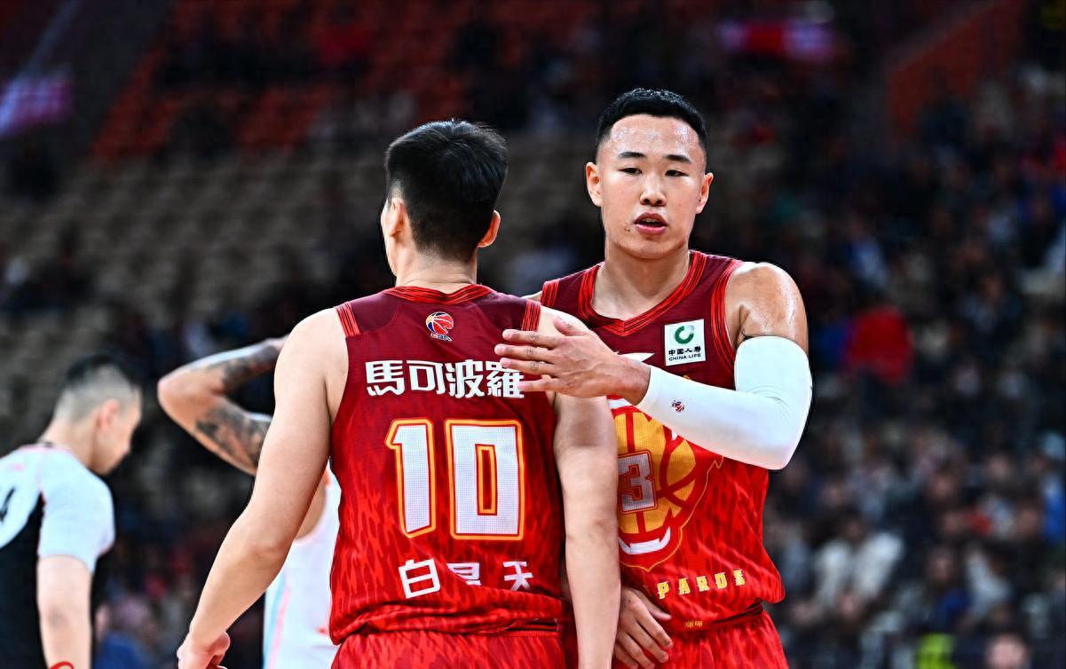 NBA社区-场均22分！无缘中国男篮，丁彦雨航接班人有硬伤，郭士强不敢征召